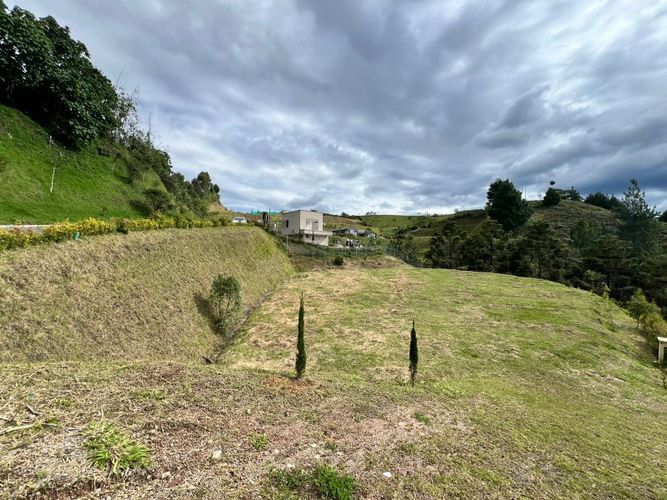 Lote en venta en Lejos Del Nido, El Retiro, 1841 m² · foto 16 de 18