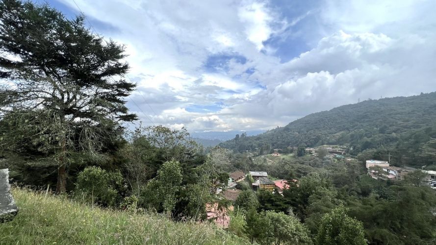 Casa de 3 alcobas en venta en San Ignacio, Guarne, 120 m² · foto 11 de 12