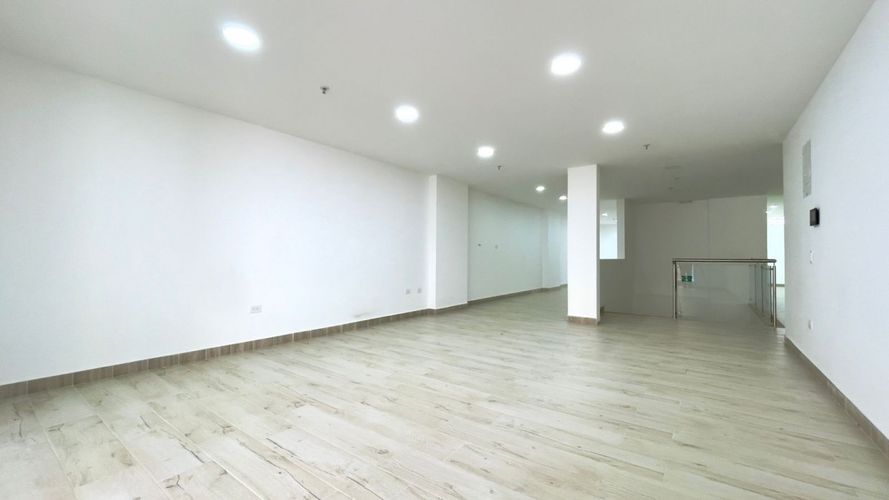 Local en venta en Entreamigos, Sabaneta, 160 m² · foto 2 de 19