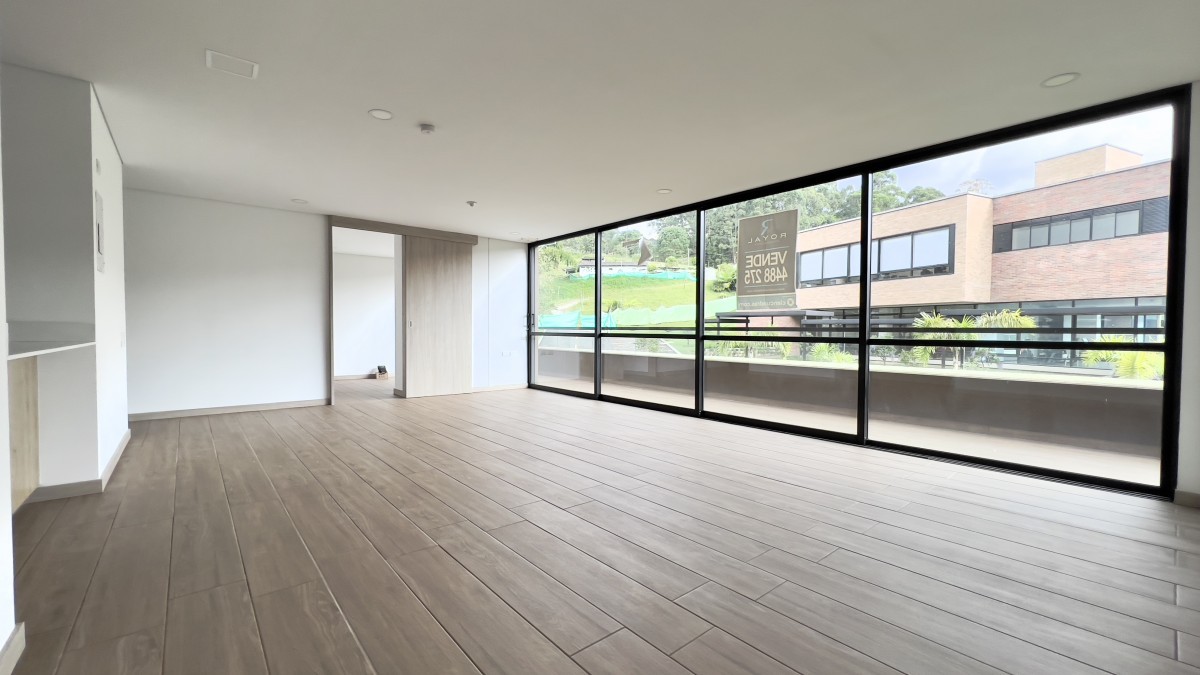 Apartamento en venta en Loma Del Escobero, Envigado · foto 4 de 20