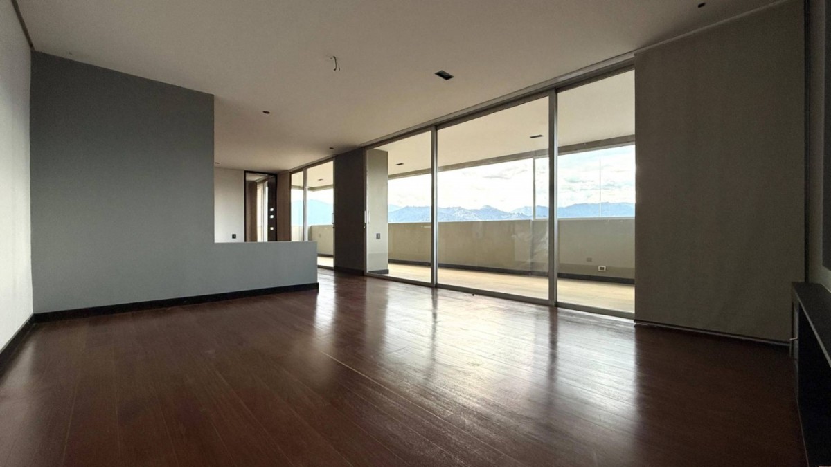 Apartamento en venta en El Poblado, Medellín · foto 7 de 24