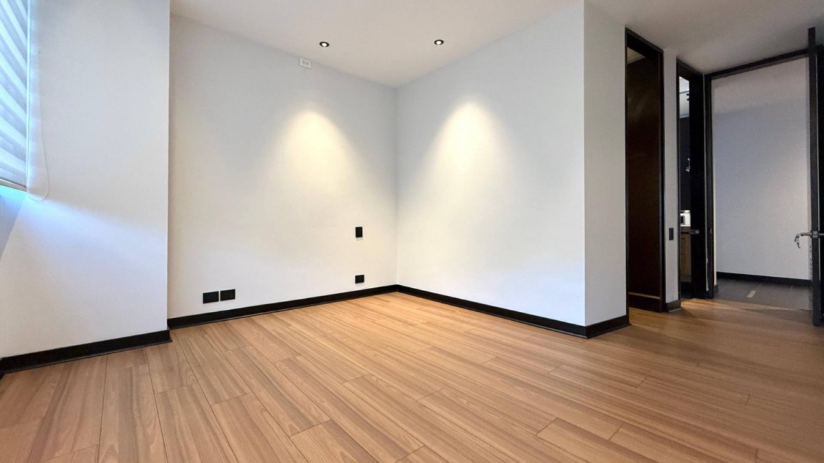 Apartamento en venta en El Poblado, Medellín · foto 18 de 24