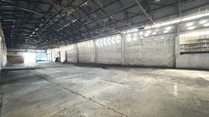 Bodega en arriendo en Troncal, Cali, 3500 m² · foto 10 de 11