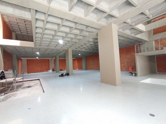 Edificio en arriendo en Perpetuo Socorro, Medellín, 3000 m² · foto 14 de 20