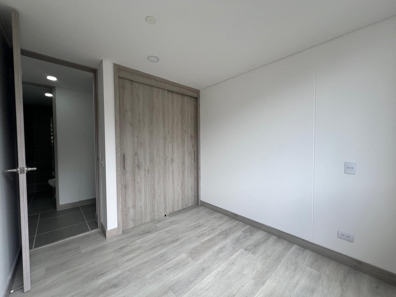 Apartamento en venta en Loma Benedictinos, Envigado · foto 13 de 18