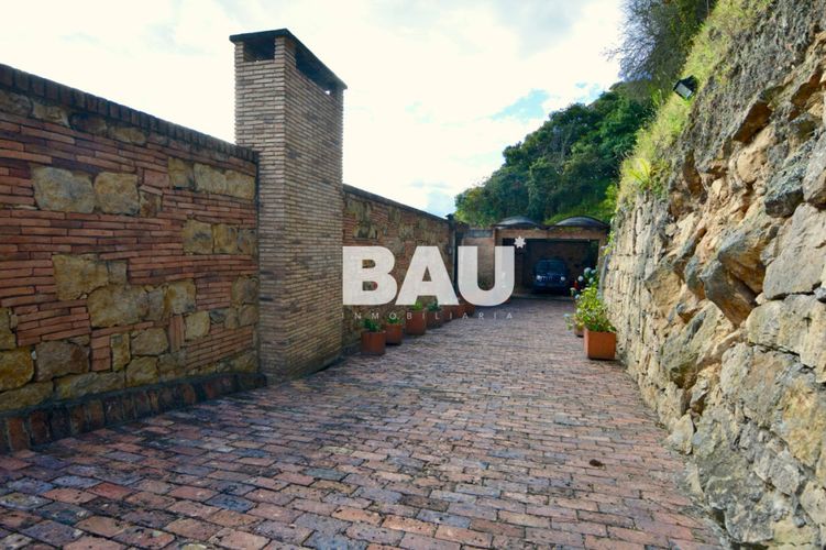 Casa de 2 alcobas en venta en Torca, Bogotá, 215 m² · foto 2 de 24