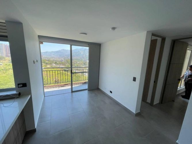 Apartamento de 2 alcobas en venta en Niquia, Bello, 57 m² · foto 3 de 16