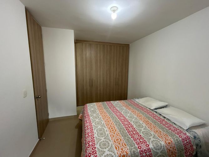 Apartamento de 3 alcobas en venta en Ricaurte, 76 m² · foto 10 de 24