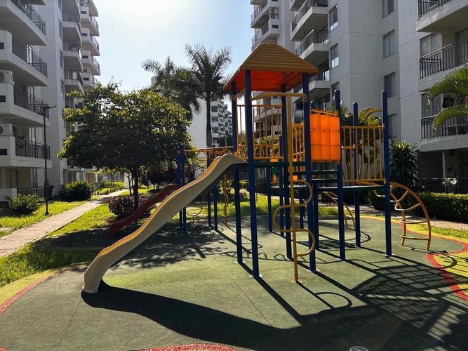 Apartamento de 3 alcobas en venta en Ricaurte, 76 m² · foto 23 de 24