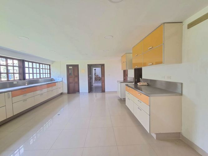 Casa de 12 alcobas en venta en Cota, 586 m² · foto 9 de 20