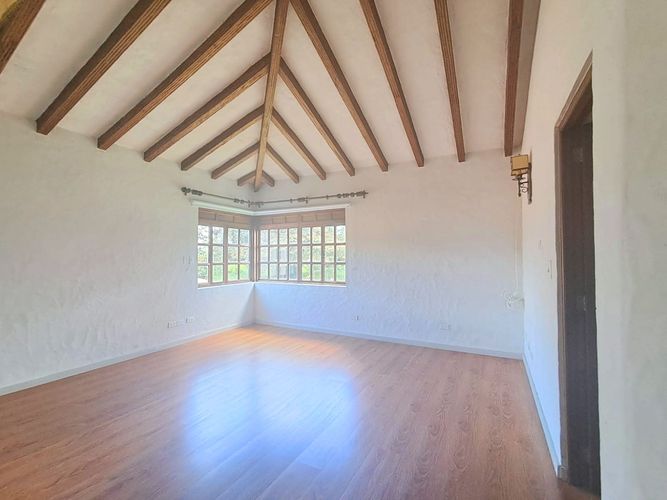 Casa de 12 alcobas en venta en Cota, 586 m² · foto 10 de 20