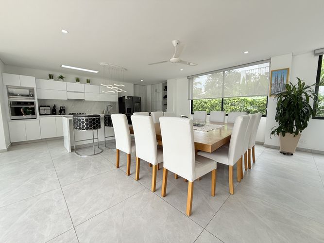 Casa de 5 alcobas en venta en Girardot, Girardot, 700 m² · foto 13 de 24