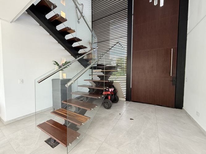 Casa de 5 alcobas en venta en Girardot, Girardot, 700 m² · foto 16 de 24