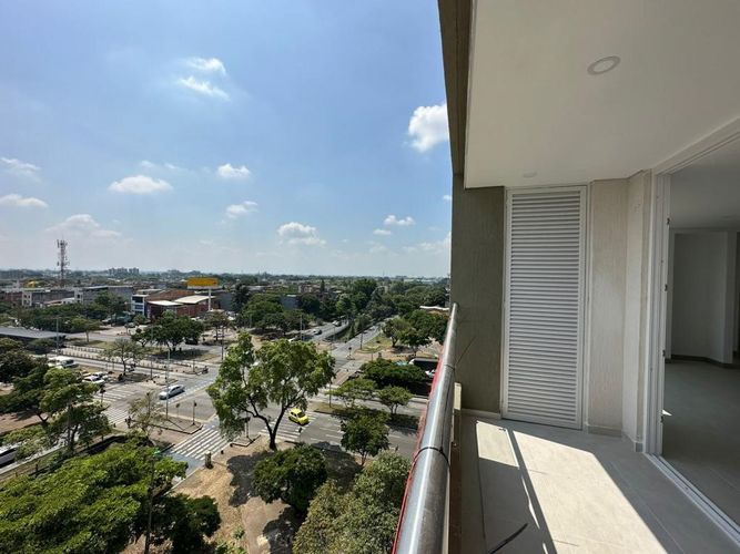 Apartamento de 2 alcobas en venta en La Flora, Cali, 97 m² · foto 3 de 13