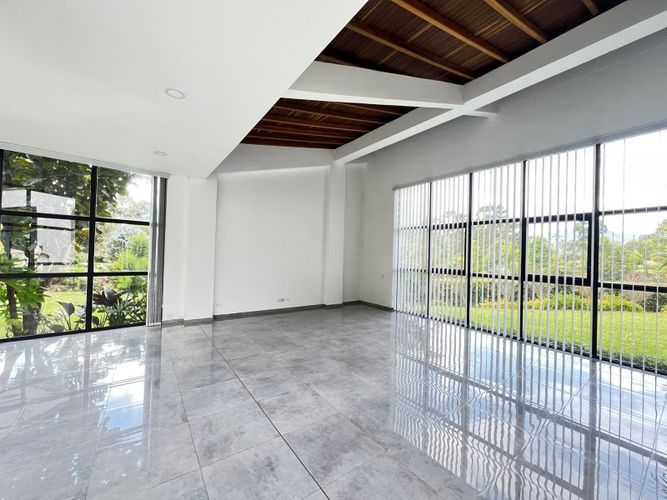 Casa de 4 alcobas en venta en La Ceja, 220 m² · foto 7 de 24