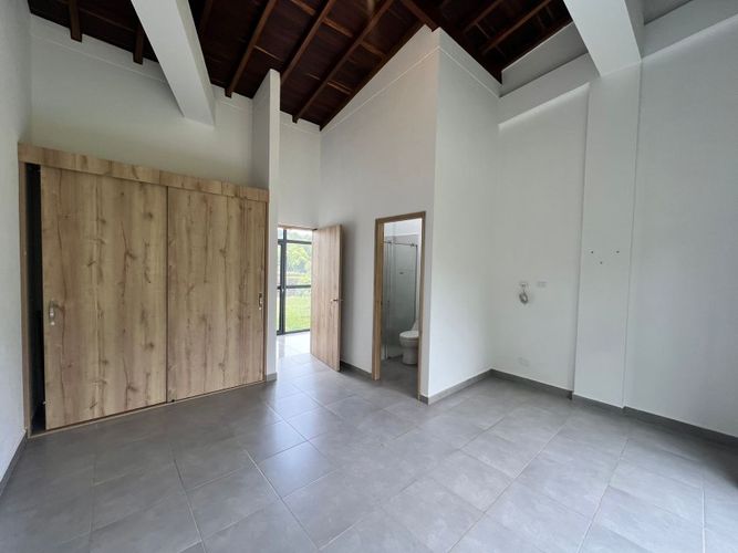 Casa de 4 alcobas en venta en La Ceja, 220 m² · foto 18 de 24