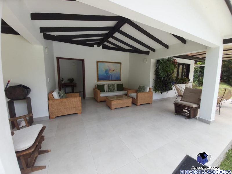 Casa en venta en Cervantes, Manizales · foto 9 de 11