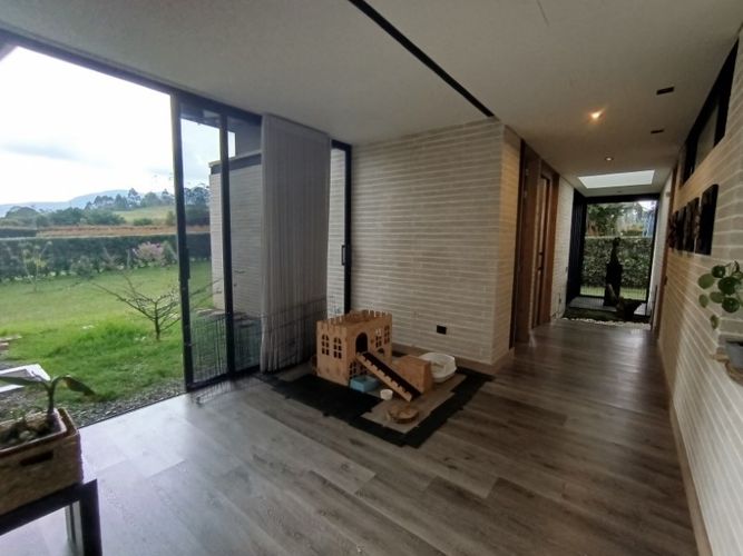 Casa de 5 alcobas en venta en El Tambo, La Ceja, 400 m² · foto 13 de 24