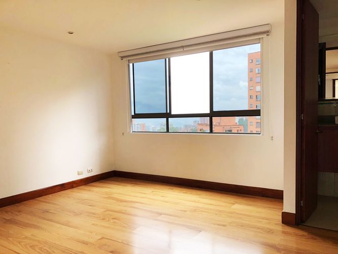 Apartamento de 3 alcobas en arriendo en El Diamante No. 2, Medellín, 150 m² · foto 7 de 16