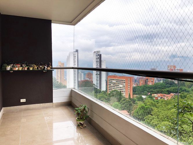 Apartamento de 3 alcobas en arriendo en El Diamante No. 2, Medellín, 150 m² · foto 16 de 16
