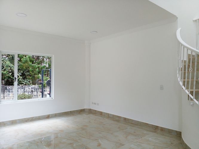 Casa de 5 alcobas en venta en Loma Del Escobero, Envigado, 560 m² · foto 6 de 18