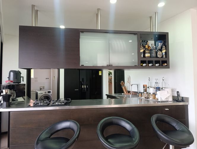 Apartamento de 3 alcobas en arriendo en Manila, Medellín, 180 m² · foto 9 de 18