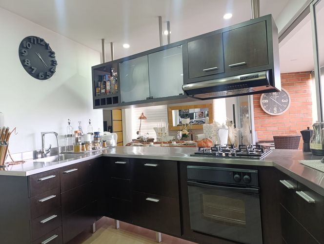 Apartamento de 3 alcobas en arriendo en Manila, Medellín, 180 m² · foto 8 de 18
