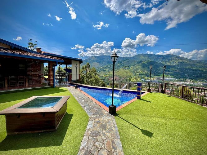 Finca en venta en Sabaneta, Copacabana, 410 m² · foto 17 de 24