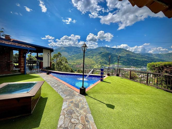 Finca en venta en Sabaneta, Copacabana, 410 m² · foto 18 de 24