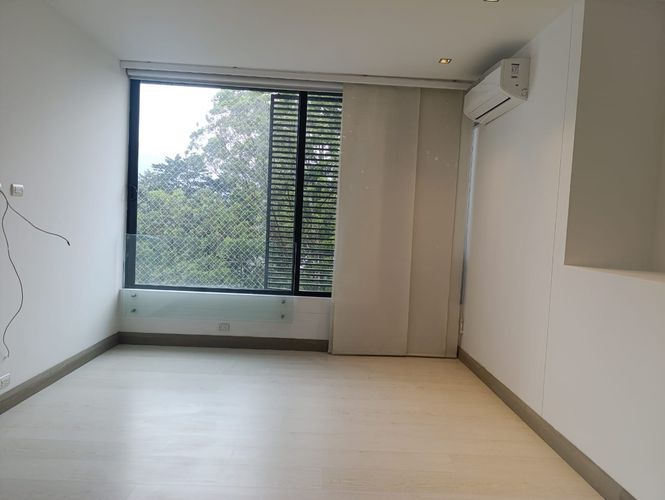 Apartamento de 1 alcoba en venta en El Poblado, Medellín, 85 m² · foto 10 de 13