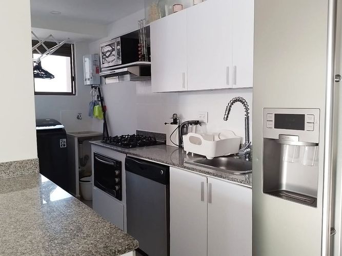 Apartamento de 3 alcobas en arriendo en Los Balsos, Medellín, 90 m² · foto 5 de 17