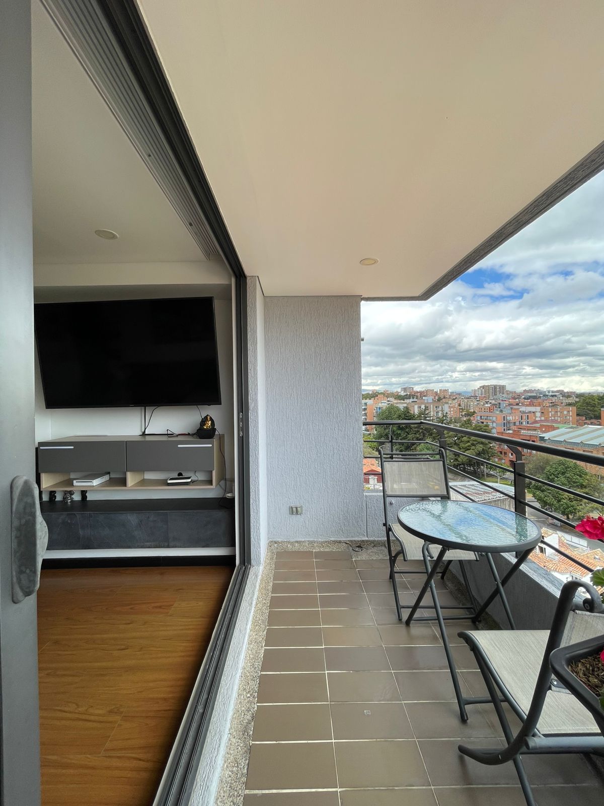 Apartamento en venta en Cedritos, Bogotá · foto 4 de 12