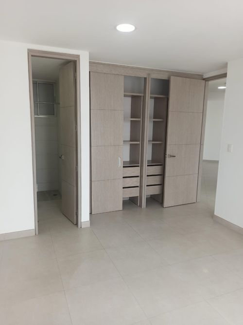 Apartamento de 3 alcobas en venta en Sotomayor, Bucaramanga, 113 m² · foto 13 de 19