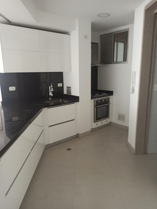 Apartamento de 3 alcobas en venta en Sotomayor, Bucaramanga, 113 m² · foto 15 de 19