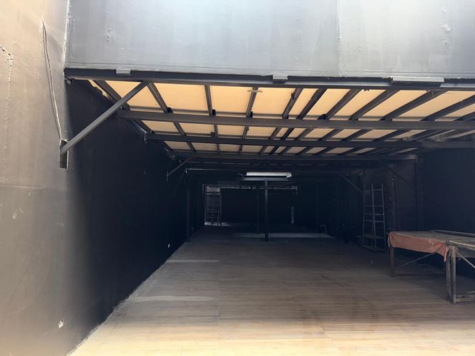 Bodega en venta en Belén, Medellín, 360 m² · foto 2 de 9