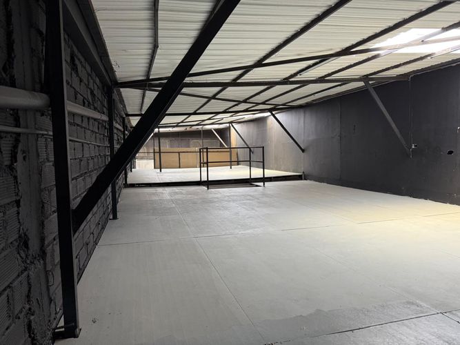 Bodega en venta en Belén, Medellín, 360 m² · foto 8 de 9