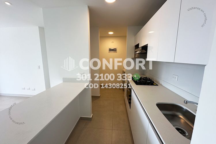 Apartamento de 3 alcobas en arriendo en Castropol, Medellín, 95 m² · foto 8 de 24
