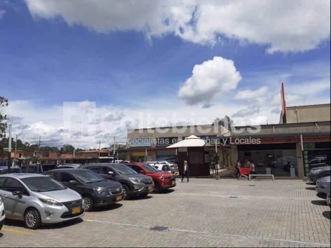 Local en venta en El Porvenir, Rionegro, 29 m² · foto 8 de 18