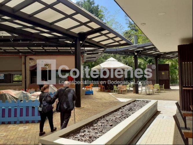 Local en venta en El Porvenir, Rionegro, 29 m² · foto 12 de 18