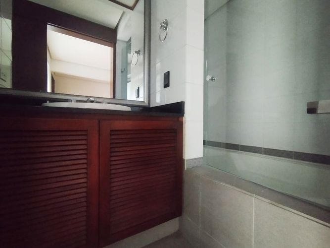 Apartamento de 3 alcobas en arriendo en El Poblado, Medellín, 233 m² · foto 16 de 18