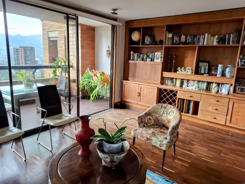 Apartamento en venta en El Poblado, Medellín 2