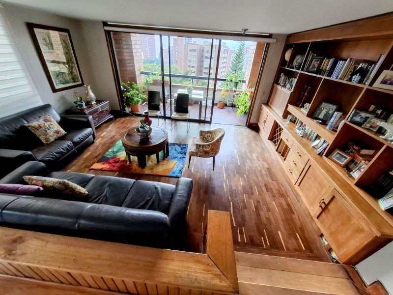 Apartamento en venta en El Poblado, Medellín 3
