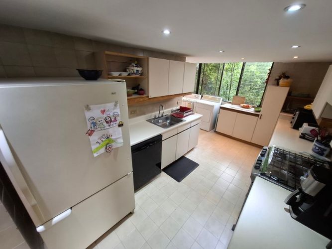 Apartamento de 2 alcobas en venta en El Poblado, Medellín, 174 m² · foto 11 de 24
