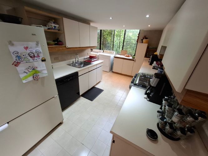 Apartamento de 2 alcobas en venta en El Poblado, Medellín, 174 m² · foto 12 de 24