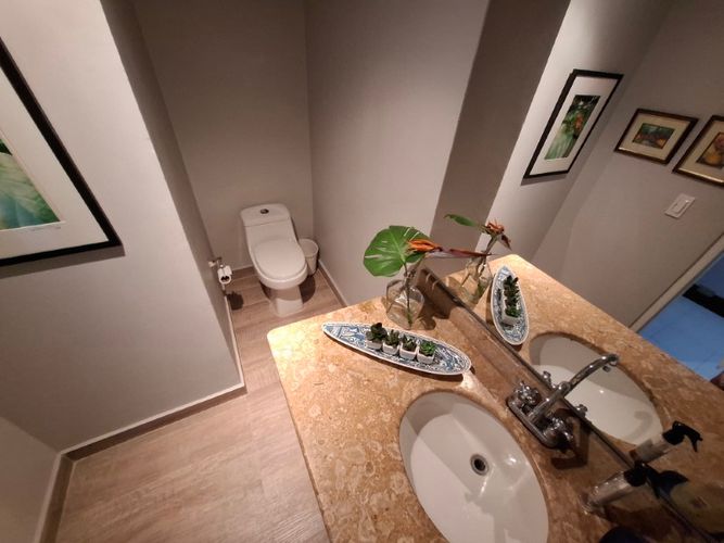 Apartamento de 2 alcobas en venta en El Poblado, Medellín, 174 m² · foto 22 de 24