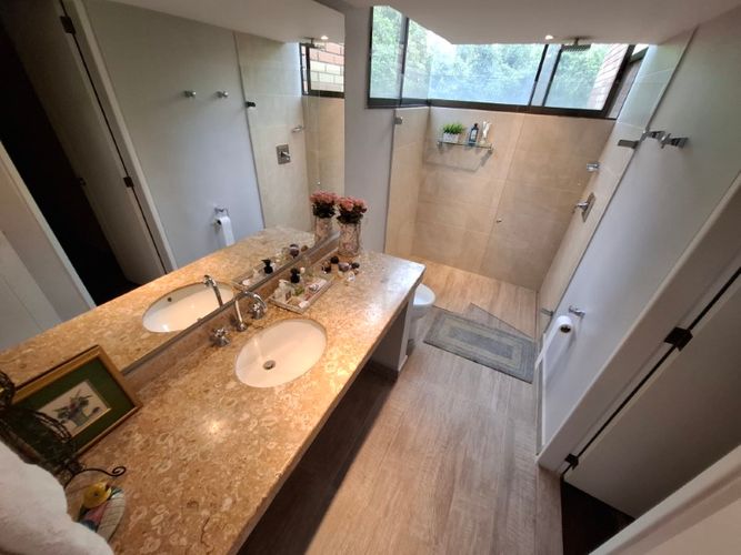 Apartamento de 2 alcobas en venta en El Poblado, Medellín, 174 m² · foto 24 de 24