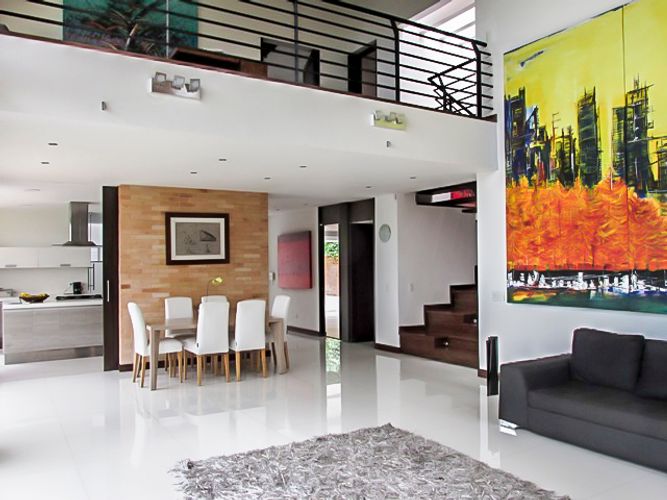 Casa de 4 alcobas en arriendo en Los Balsos, Medellín, 450 m² · foto 7 de 18