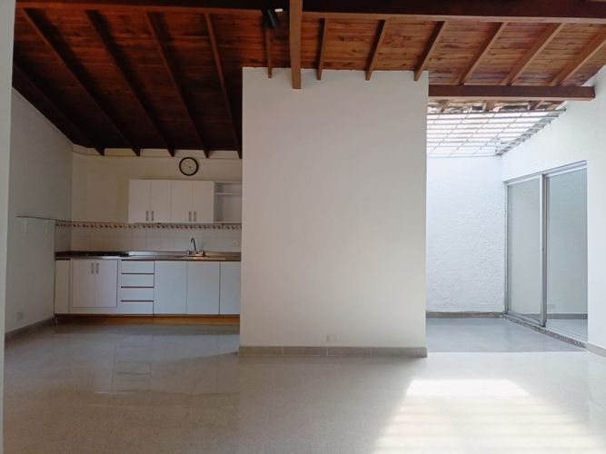 Oficina en arriendo en Laureles, Medellín, 174 m² · foto 3 de 18
