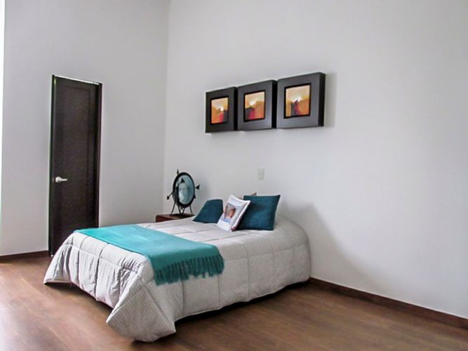 Casa de 4 alcobas en arriendo en Los Balsos, Medellín, 450 m² · foto 9 de 18