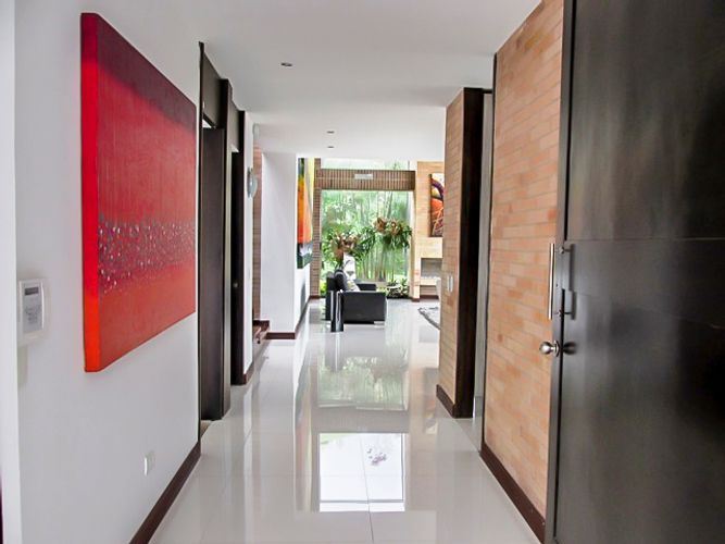 Casa de 4 alcobas en arriendo en Los Balsos, Medellín, 450 m² · foto 5 de 18